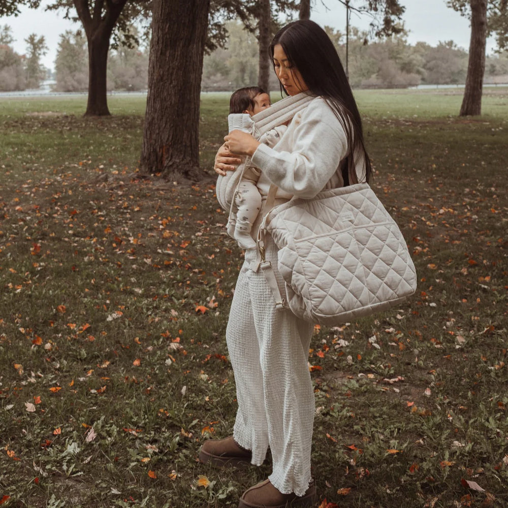 Maman avec Maman avec sac à couche matelassé crème