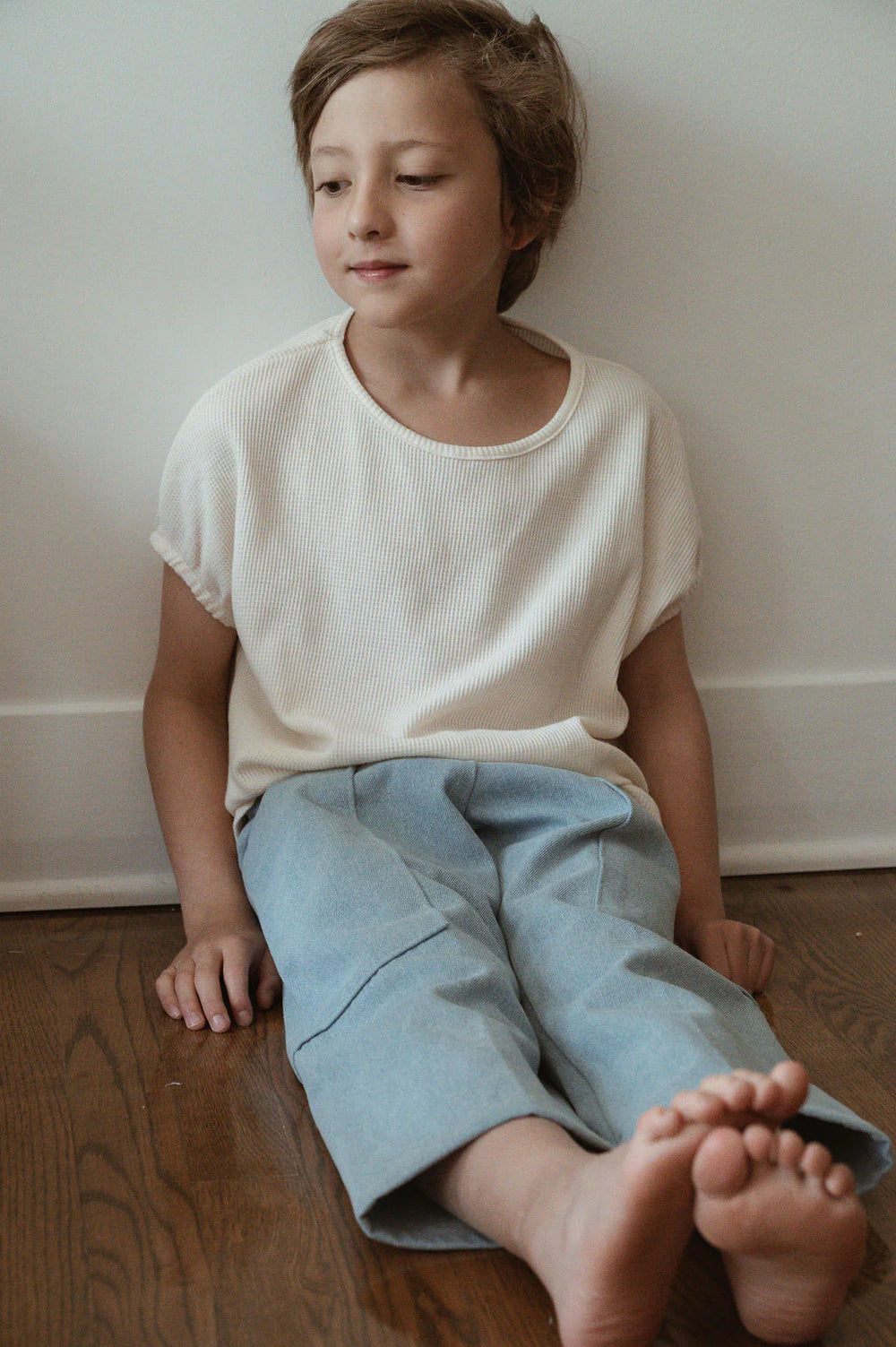 Enfant avec T shirt 100 % gaufre de coton biologique naturel