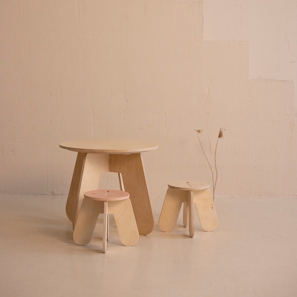 Tabourets en bois 