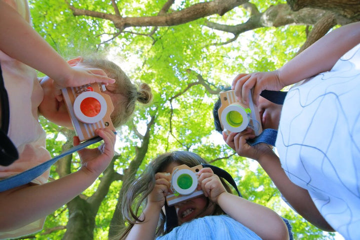 Enfants avec Appareils photo kaléidoscopique